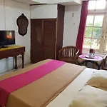 Hotel Royal