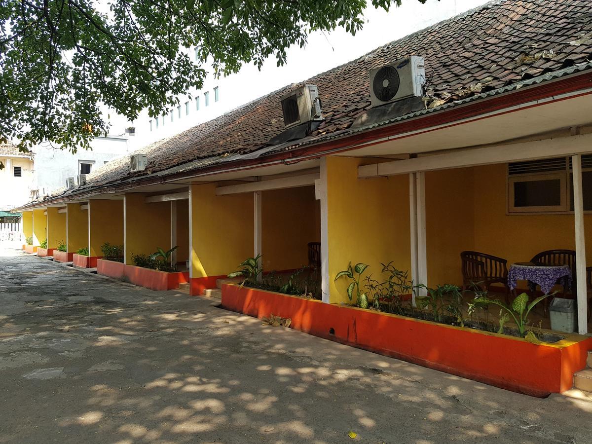 Royal Hotel